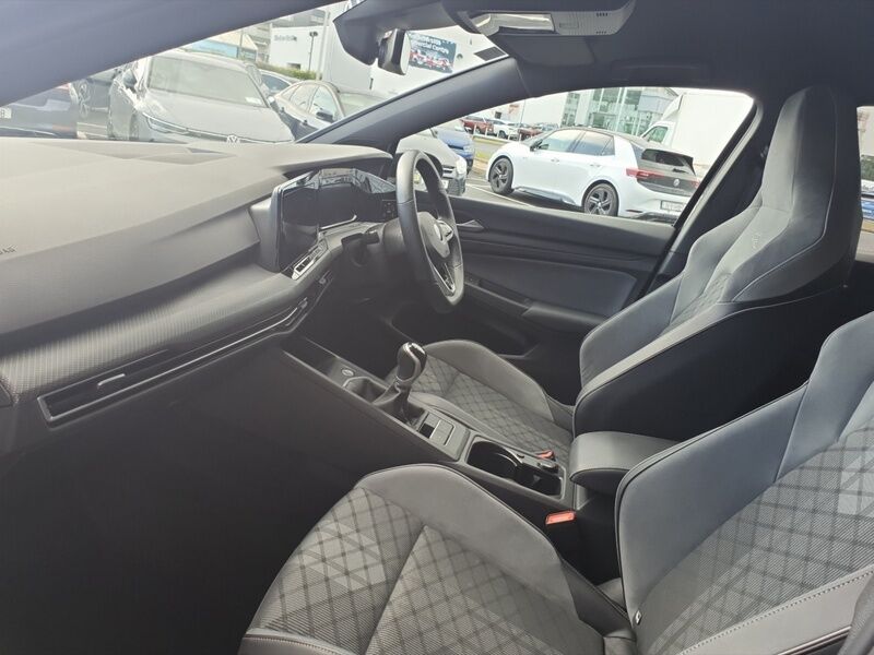 More views of Volkswagen Golf