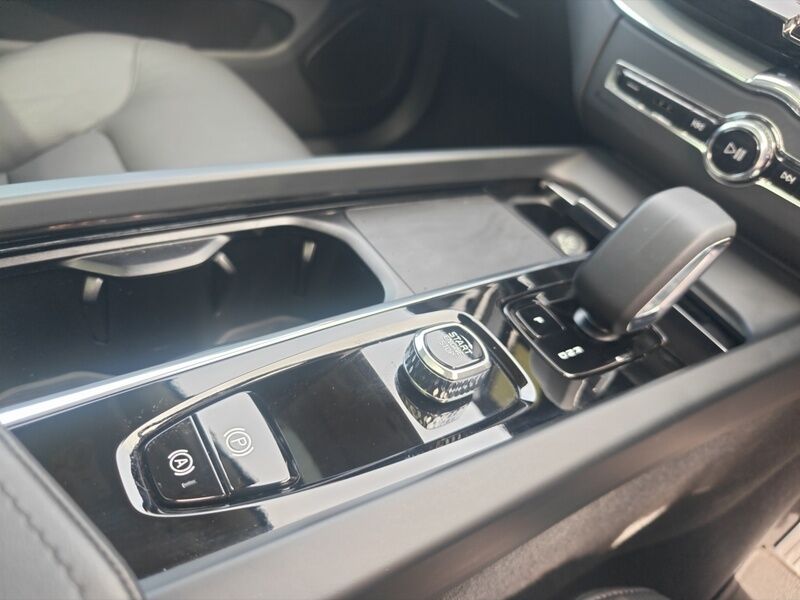 More views of Volvo XC60