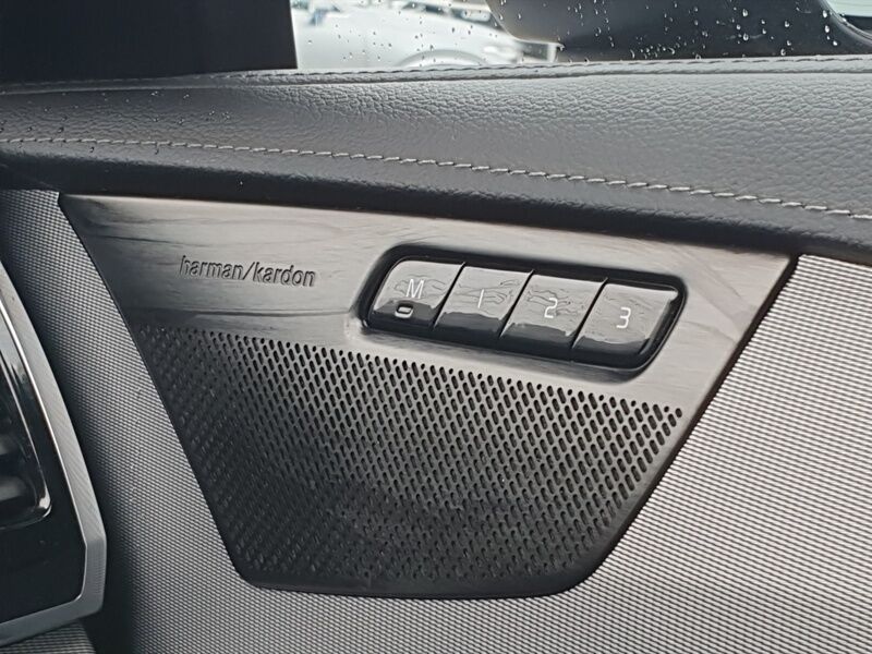 More views of Volvo XC90