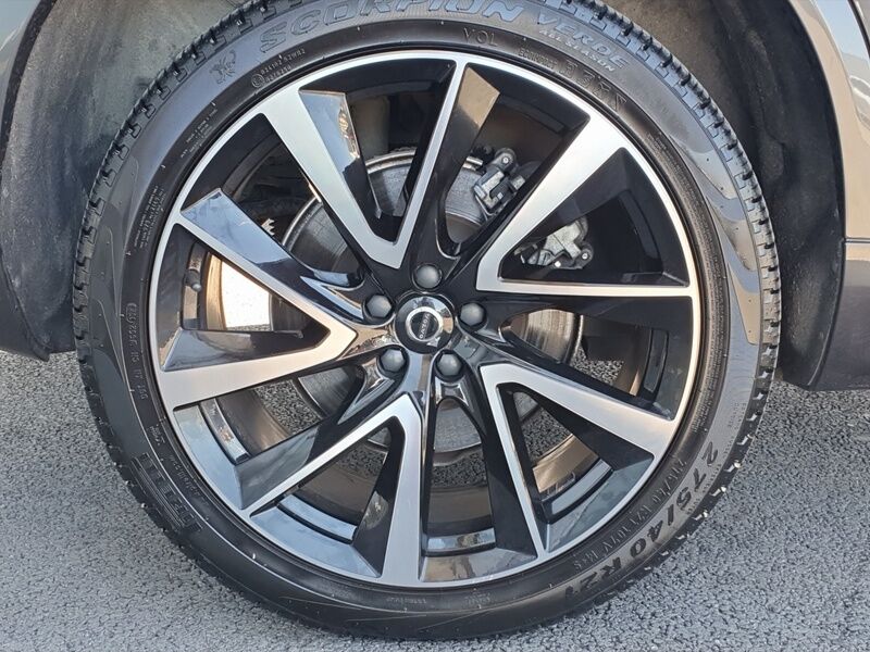 More views of Volvo XC90