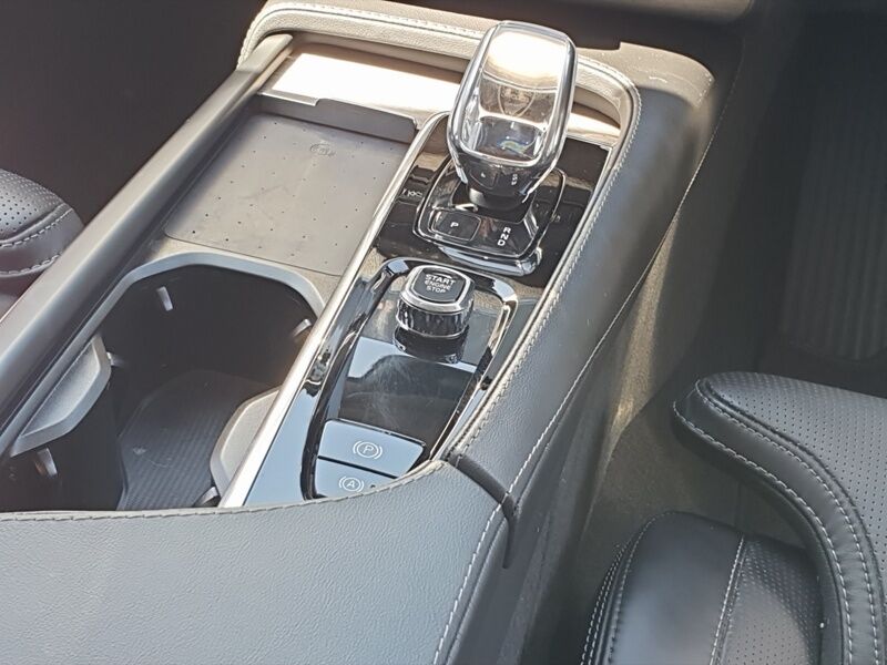 More views of Volvo XC90