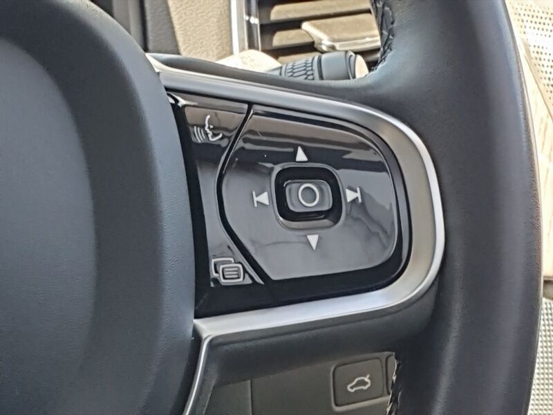 More views of Volvo XC90