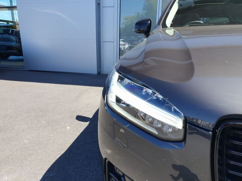 More views of Volvo XC90