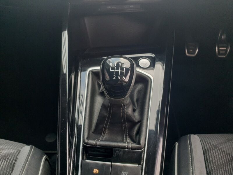 More views of Volkswagen Golf