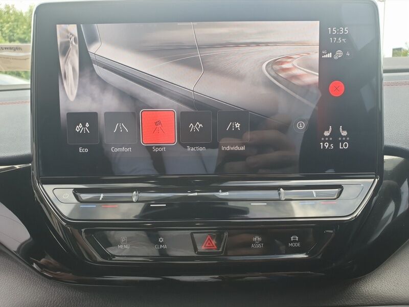 More views of Volkswagen ID.4