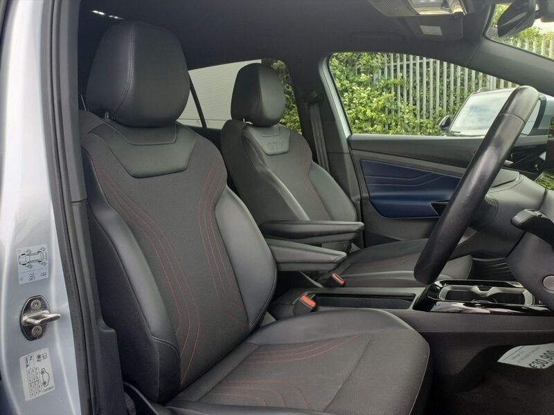 More views of Volkswagen ID.4