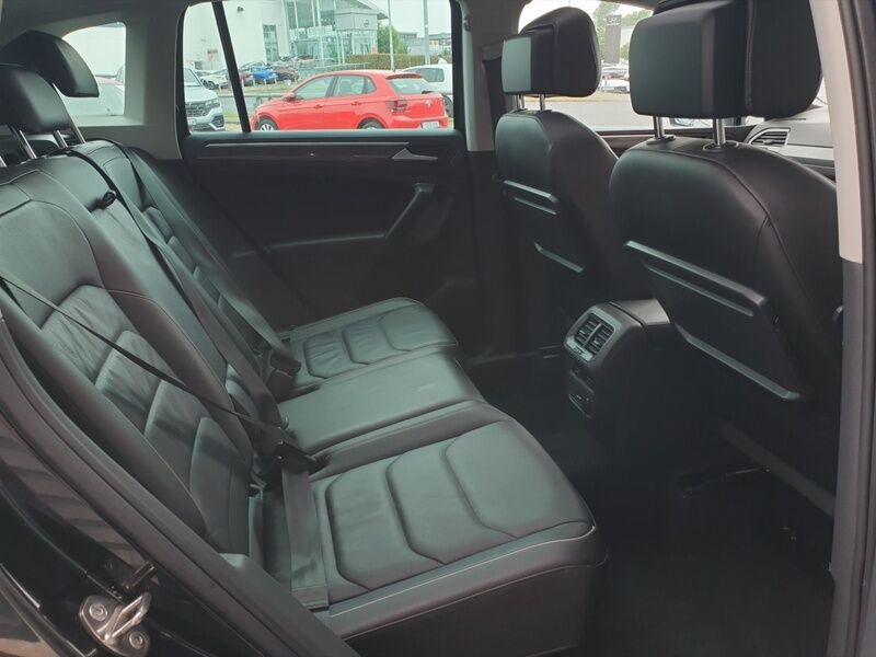 More views of Volkswagen Tiguan