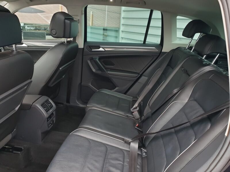 More views of Volkswagen Tiguan