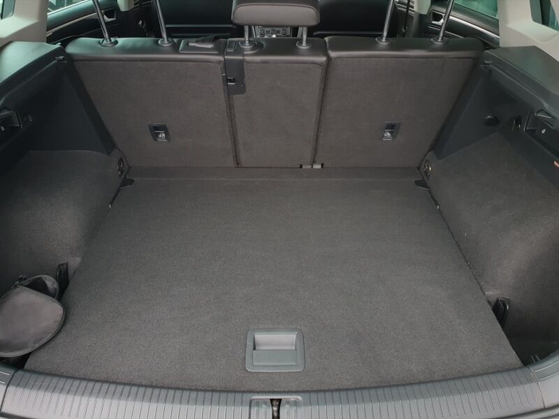 More views of Volkswagen Tiguan