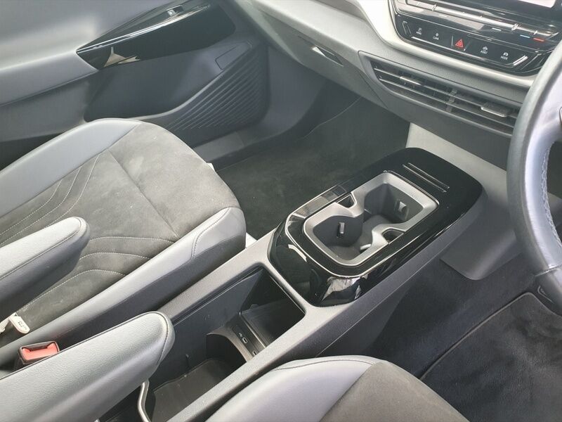 More views of Volkswagen ID.4