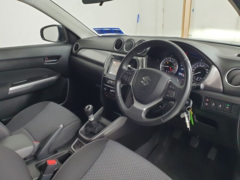 More views of Suzuki Vitara