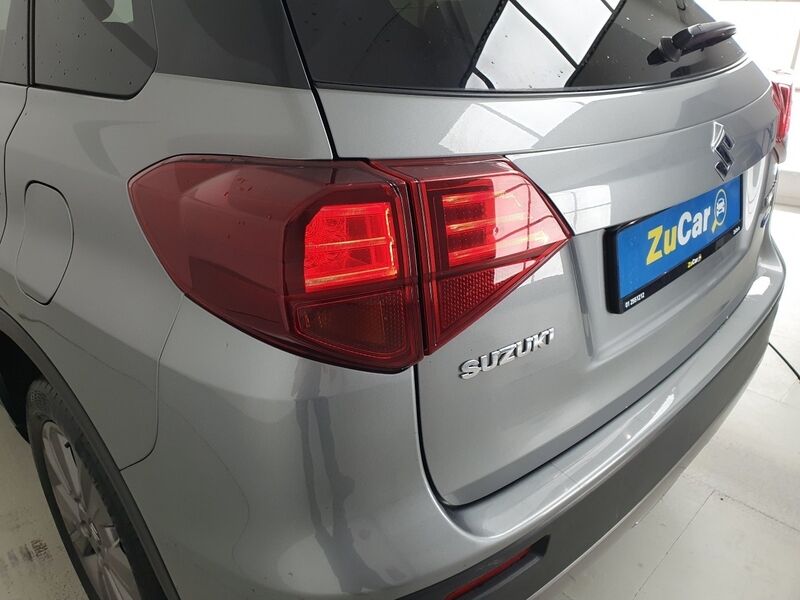 More views of Suzuki Vitara