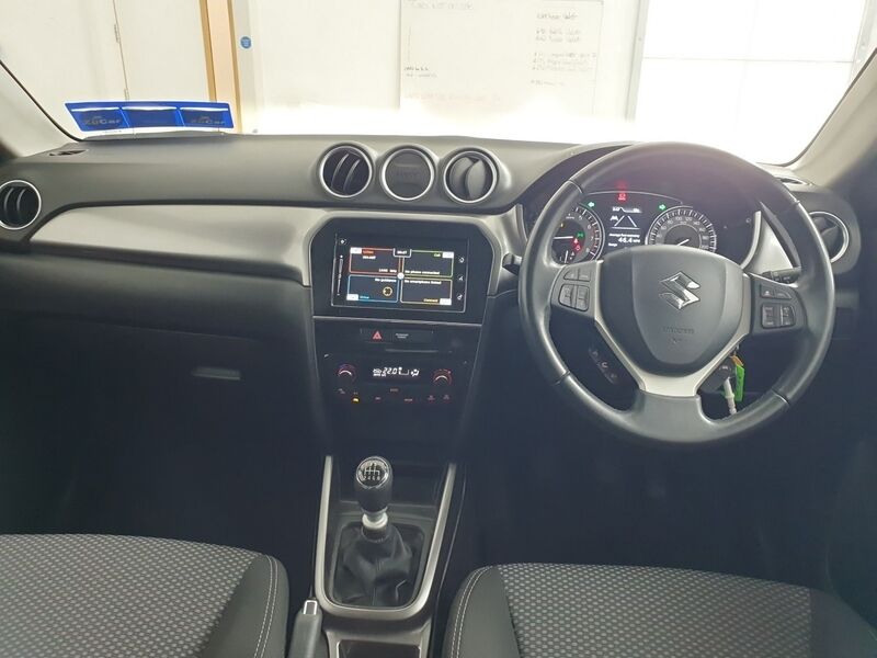 More views of Suzuki Vitara