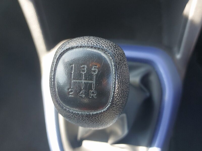 More views of Hyundai i10