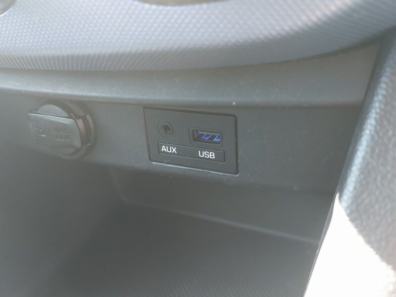 More views of Hyundai i10