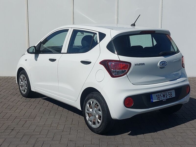 More views of Hyundai i10