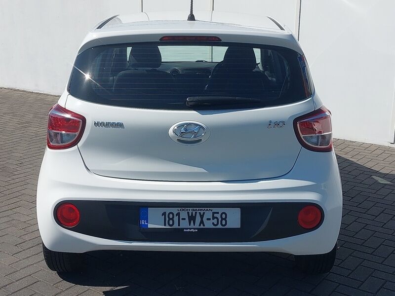 More views of Hyundai i10