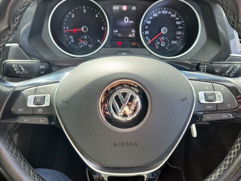 More views of Volkswagen Tiguan