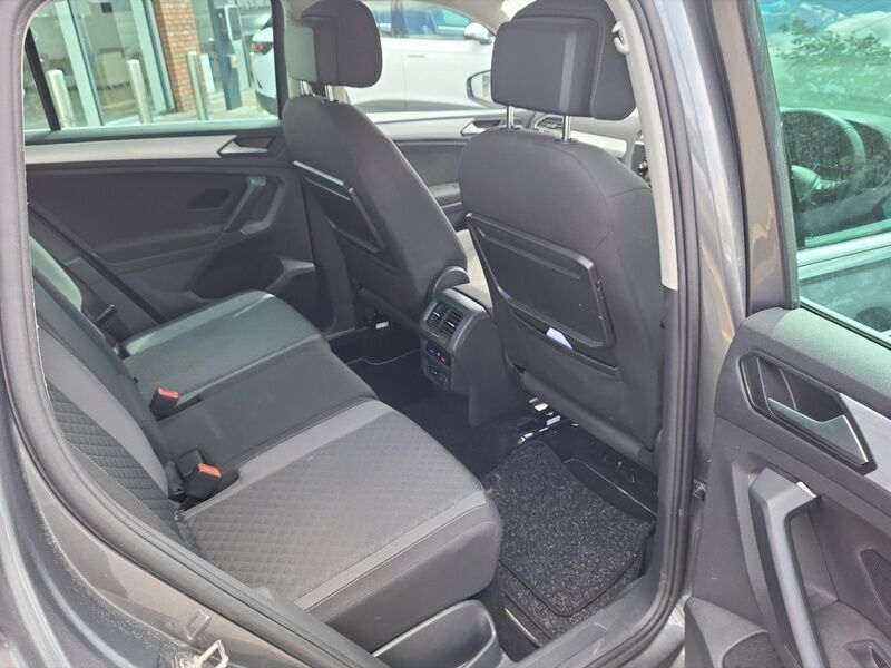 More views of Volkswagen Tiguan