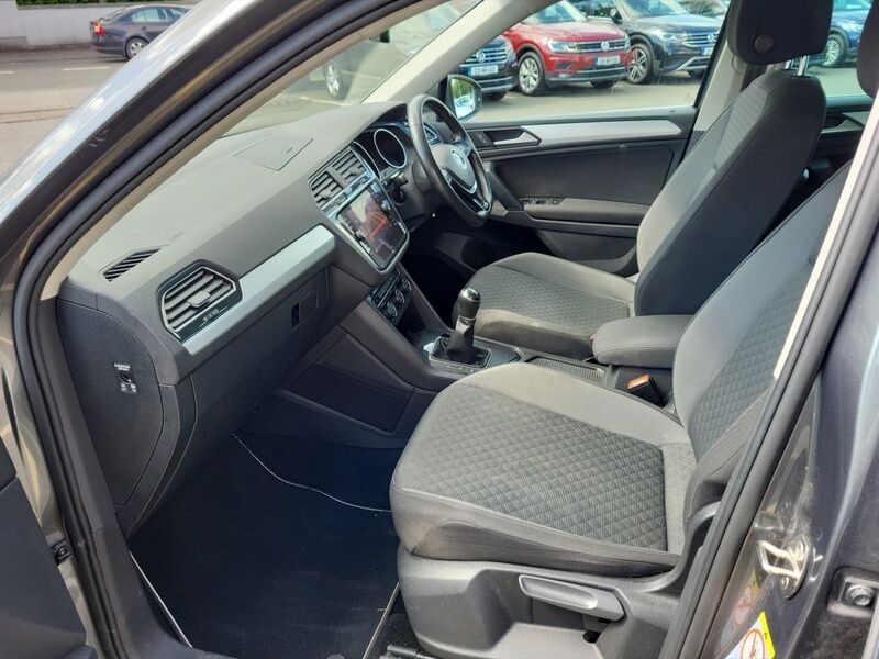 More views of Volkswagen Tiguan