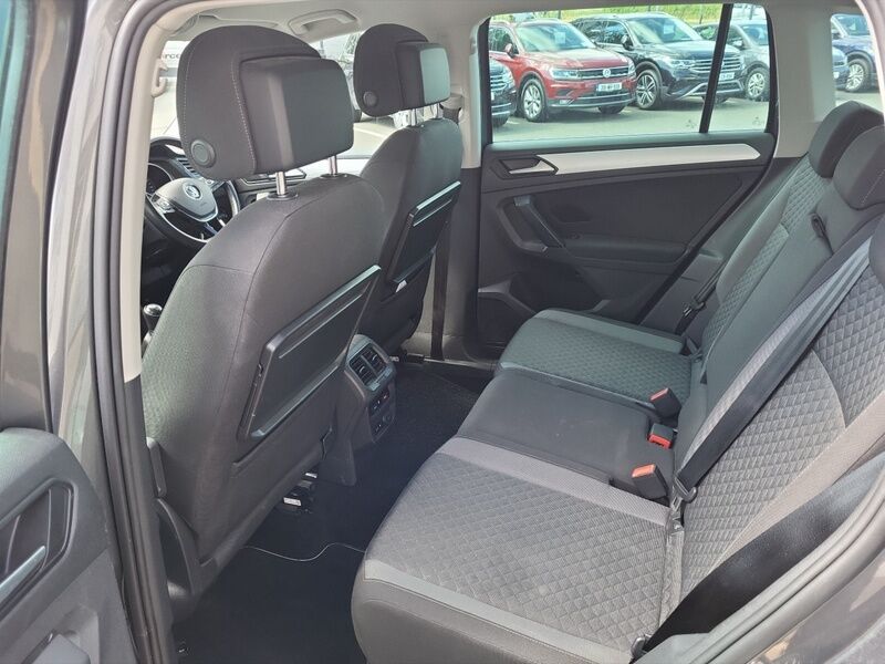 More views of Volkswagen Tiguan