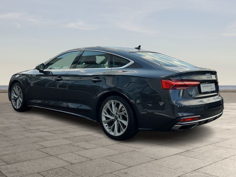 More views of Audi A5