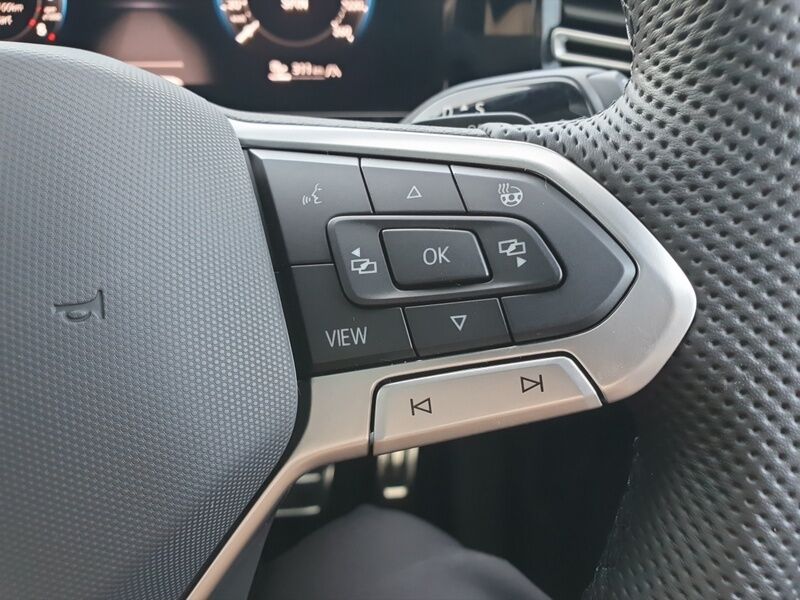 More views of Volkswagen Tiguan
