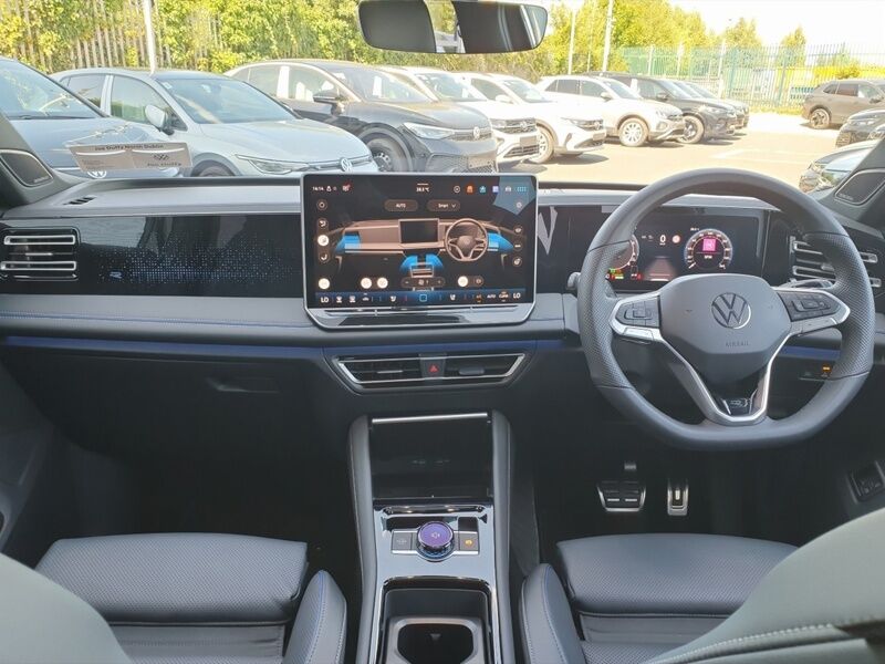 More views of Volkswagen Tiguan