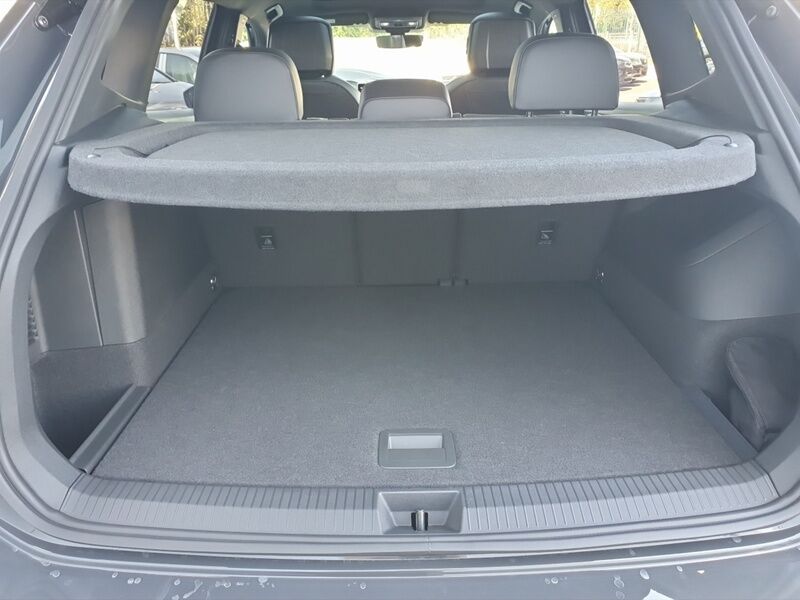 More views of Volkswagen Tiguan