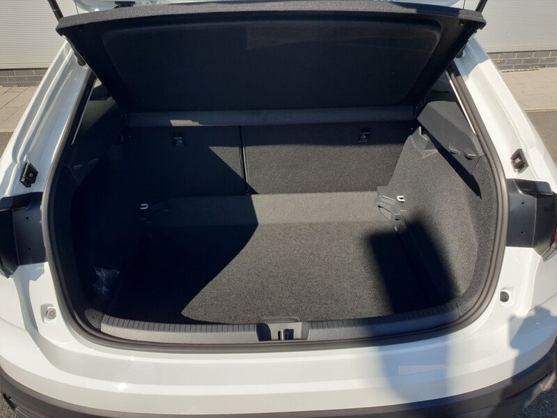 More views of Volkswagen Taigo