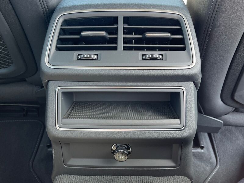 More views of Audi A6