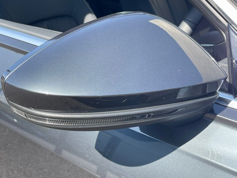 More views of Audi A6