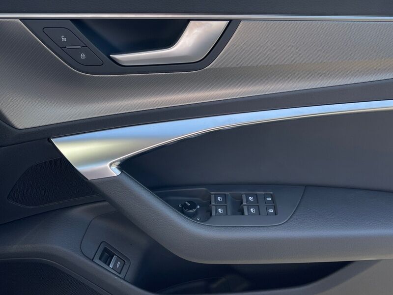 More views of Audi A6