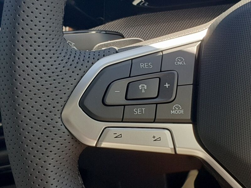 More views of Volkswagen Golf