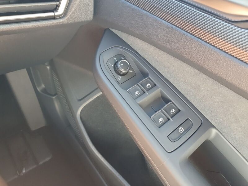 More views of Volkswagen Golf