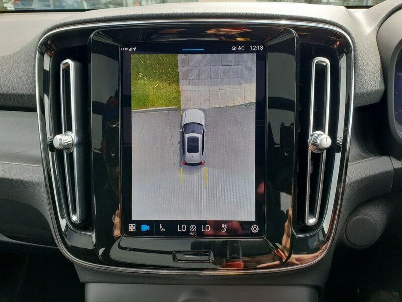More views of Volvo XC40