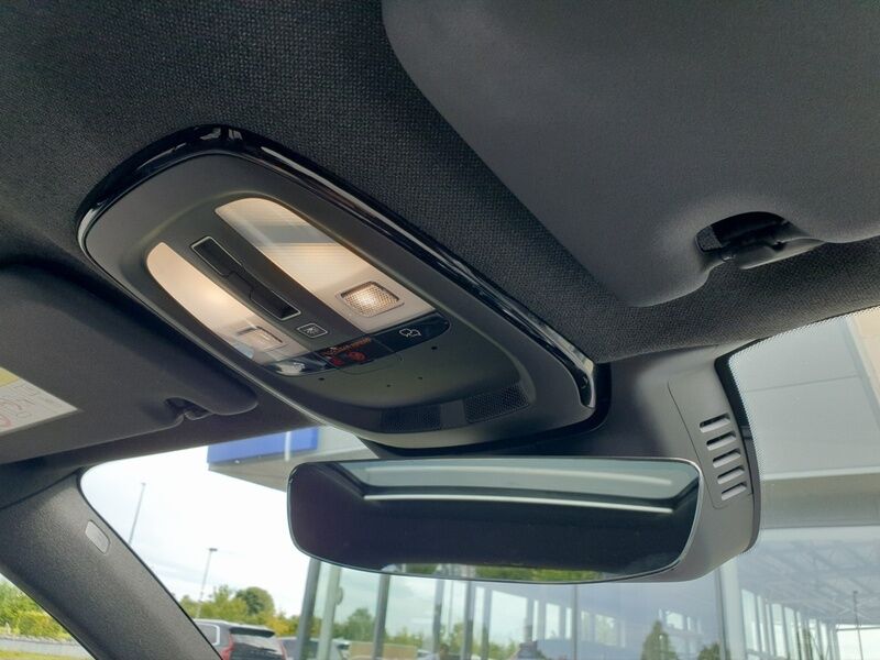 More views of Volvo XC40