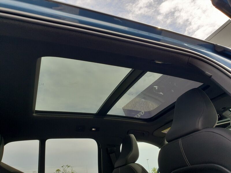 More views of Volvo XC40