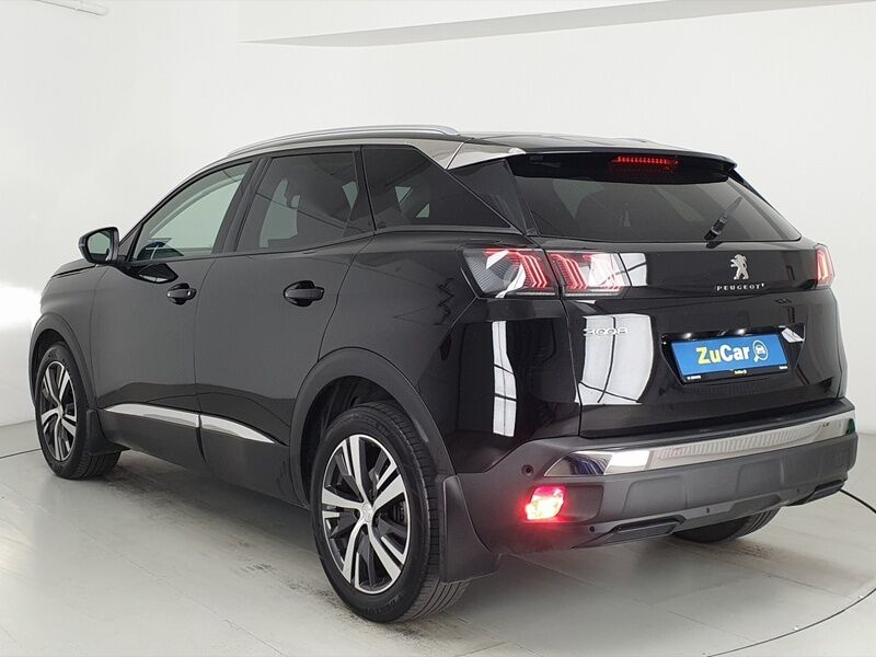 More views of Peugeot 3008