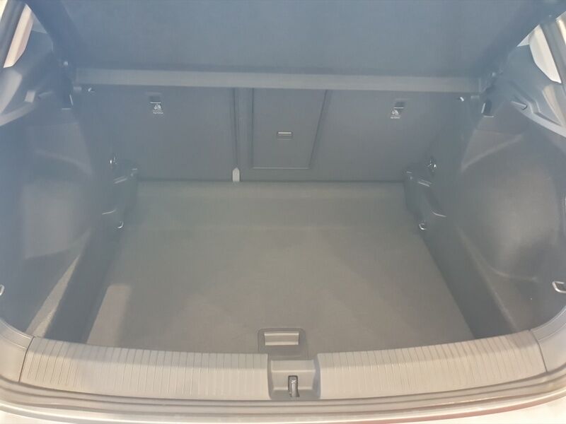 More views of Volkswagen T-Roc