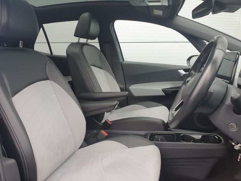 More views of Volkswagen ID.3