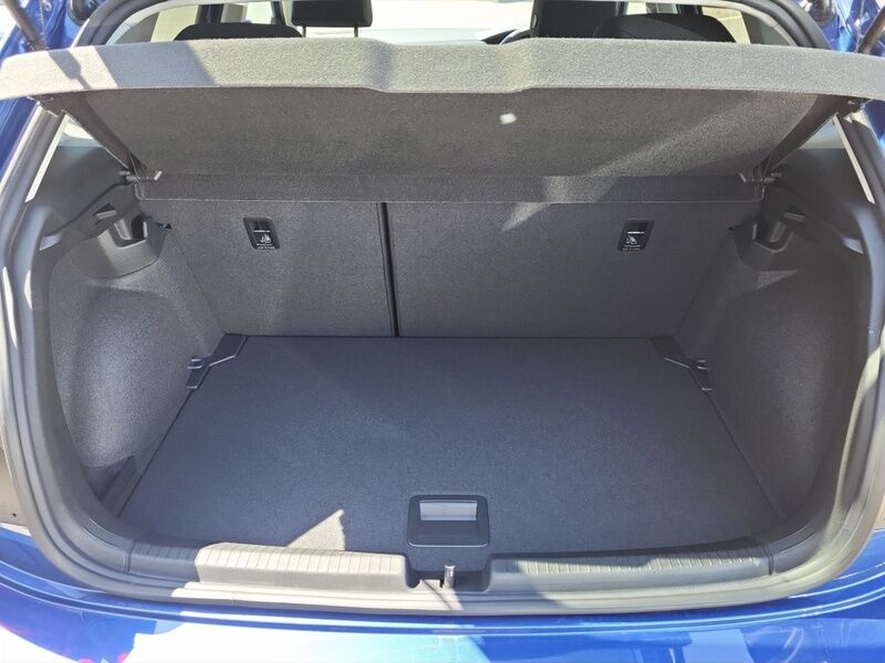 More views of Volkswagen Polo