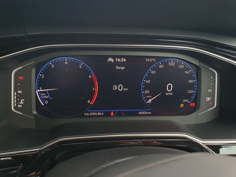 More views of Volkswagen Polo