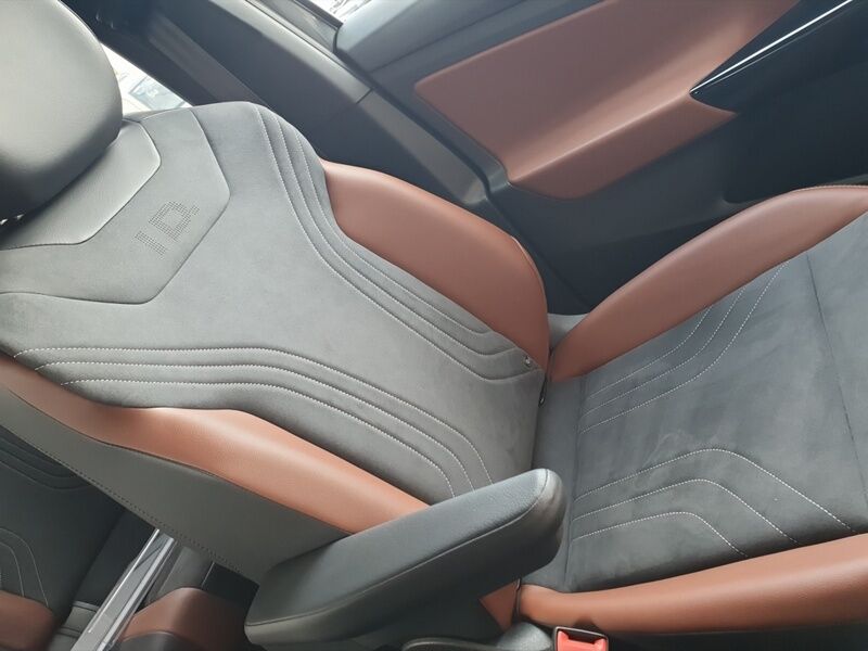 More views of Volkswagen ID.4