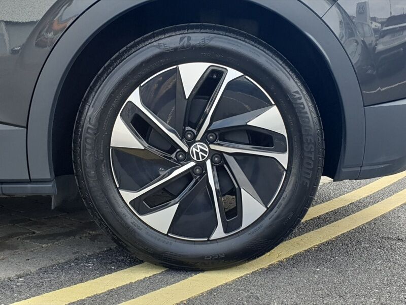 More views of Volkswagen ID.4