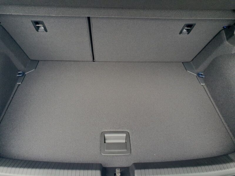 More views of Volkswagen Polo