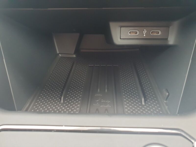 More views of Volkswagen Taigo
