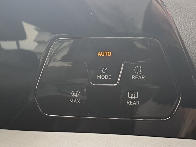 More views of Volkswagen Golf