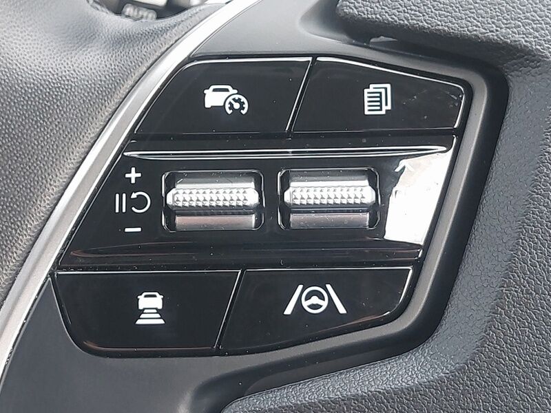 More views of Kia EV6