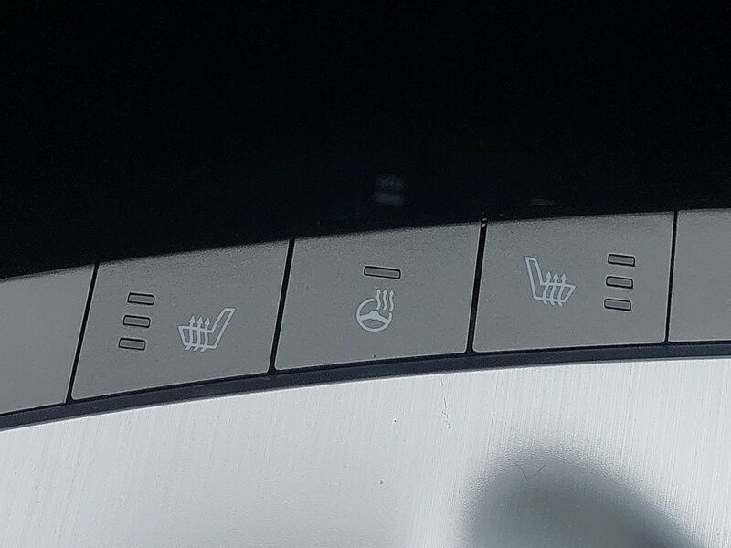 More views of Kia EV6